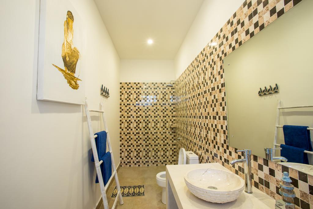 Villa Holyfat *