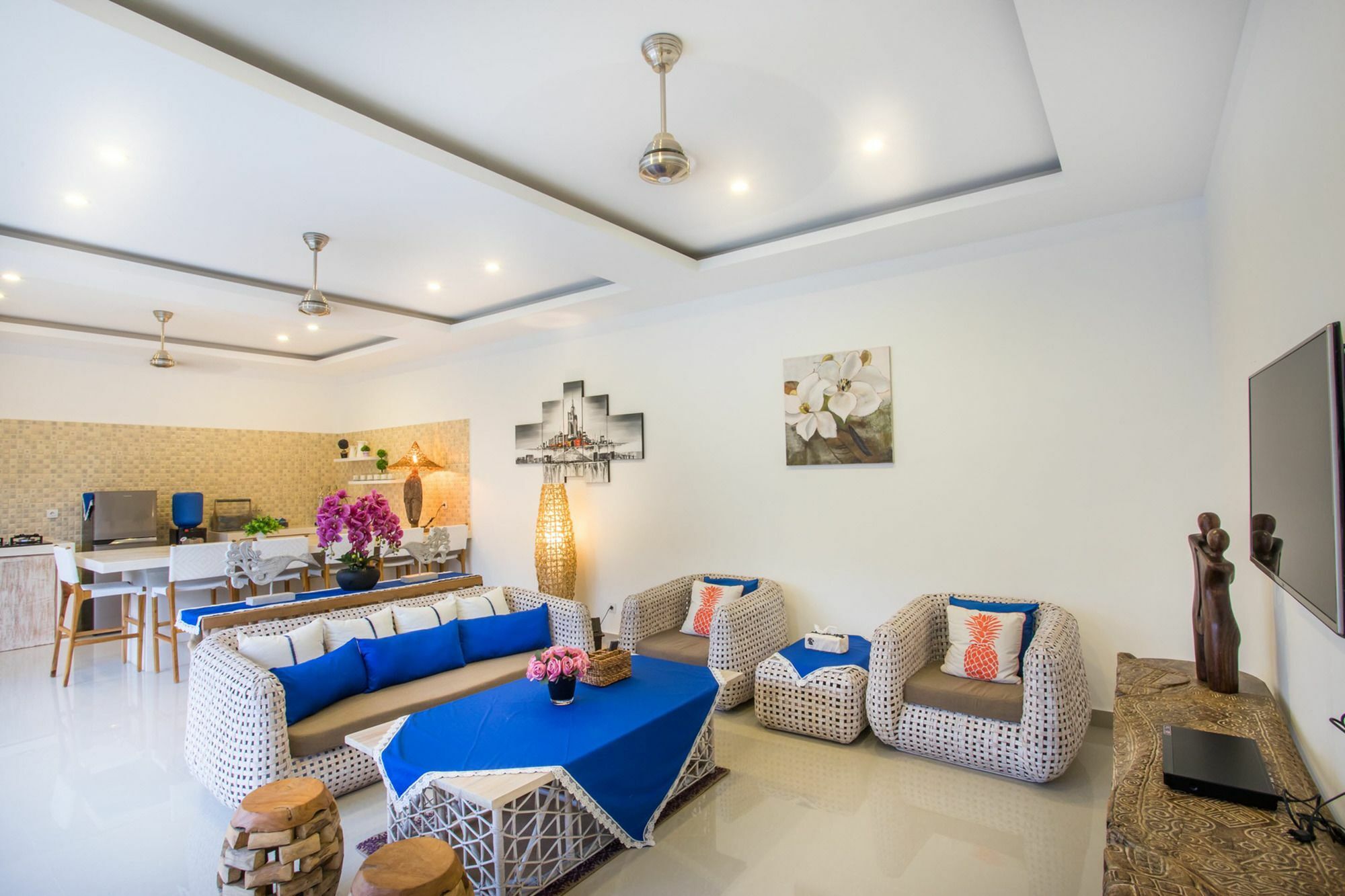 Villa Holyfat